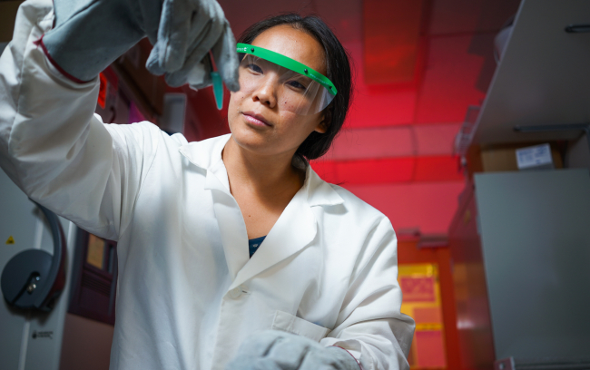 Alzheimer's disease scientist Rachel Krause, M