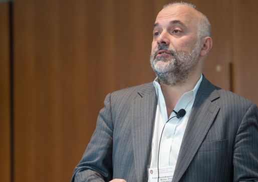 Dr. Fotis Asimakopoulos