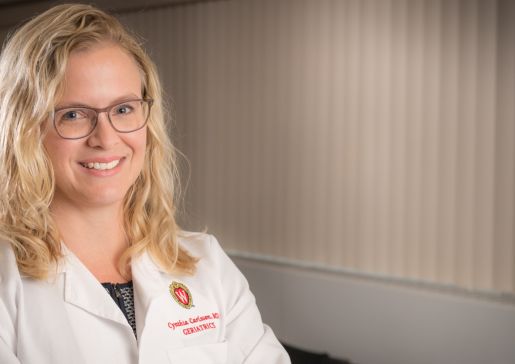 Dr. Cynthia Carlsson