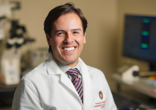Photo of Dr. Francisco Alvarado in his lab