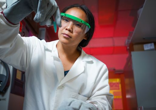 Alzheimer's disease scientist Rachel Krause, M